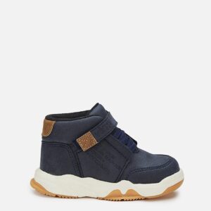 e3a7df76-e6c9-4781-a8ed-a22e7b5b7205